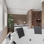 Beachfront With Jacuzzi, Cinema & Canoe Вилла Берген