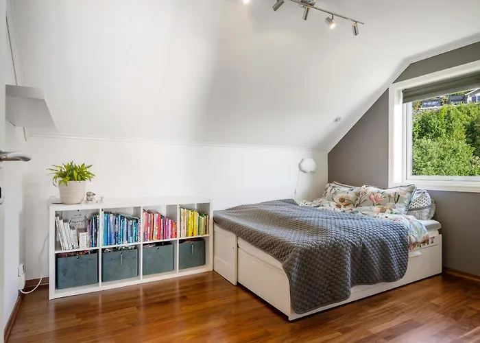 Villa Beachfront With Jacuzzi, Cinema & Canoe *